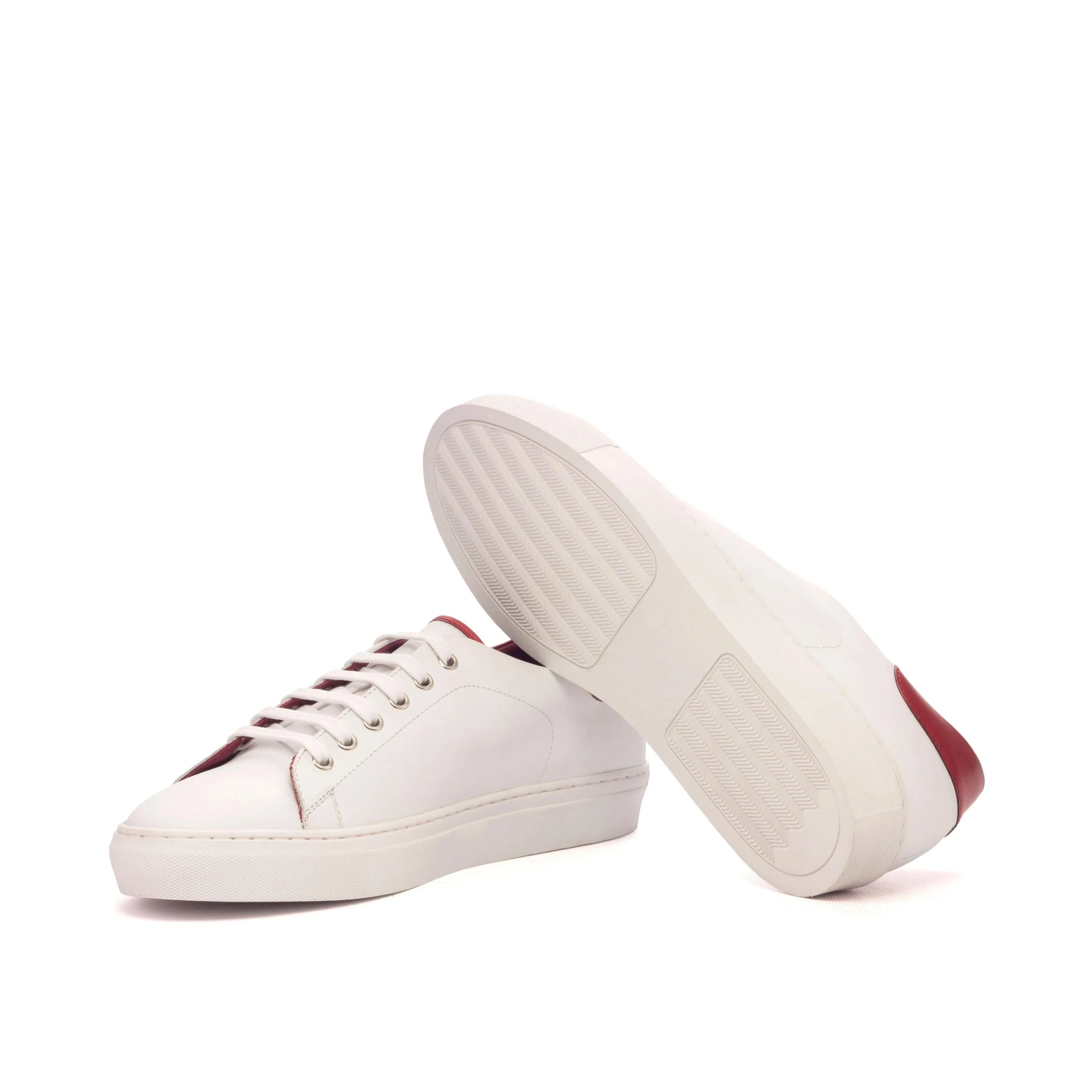 White Fridays Trainer Sneakers with red accents on leather cupsole trainer