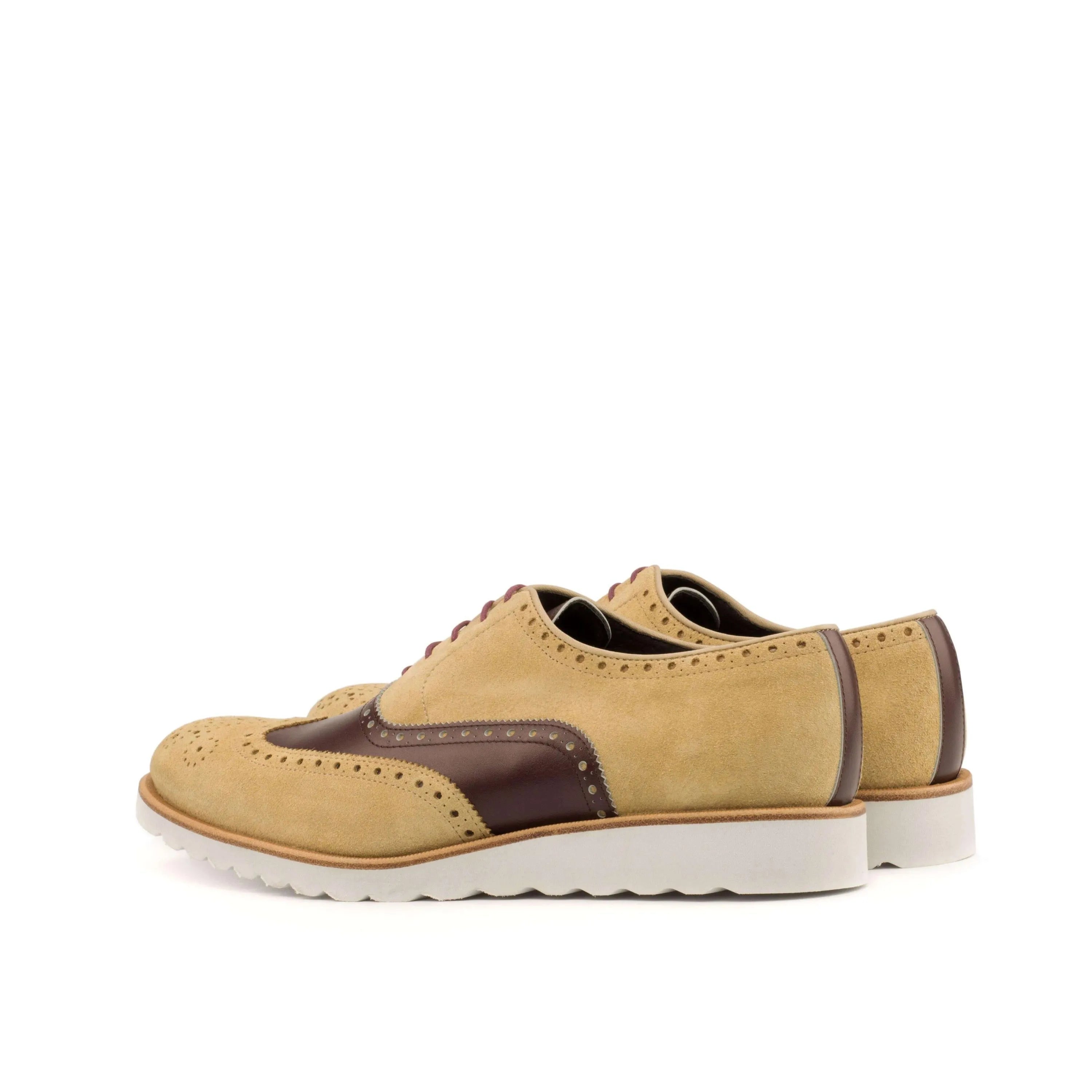 Adahy Full Brogue II tan and brown wingtip shoes with rounded toe