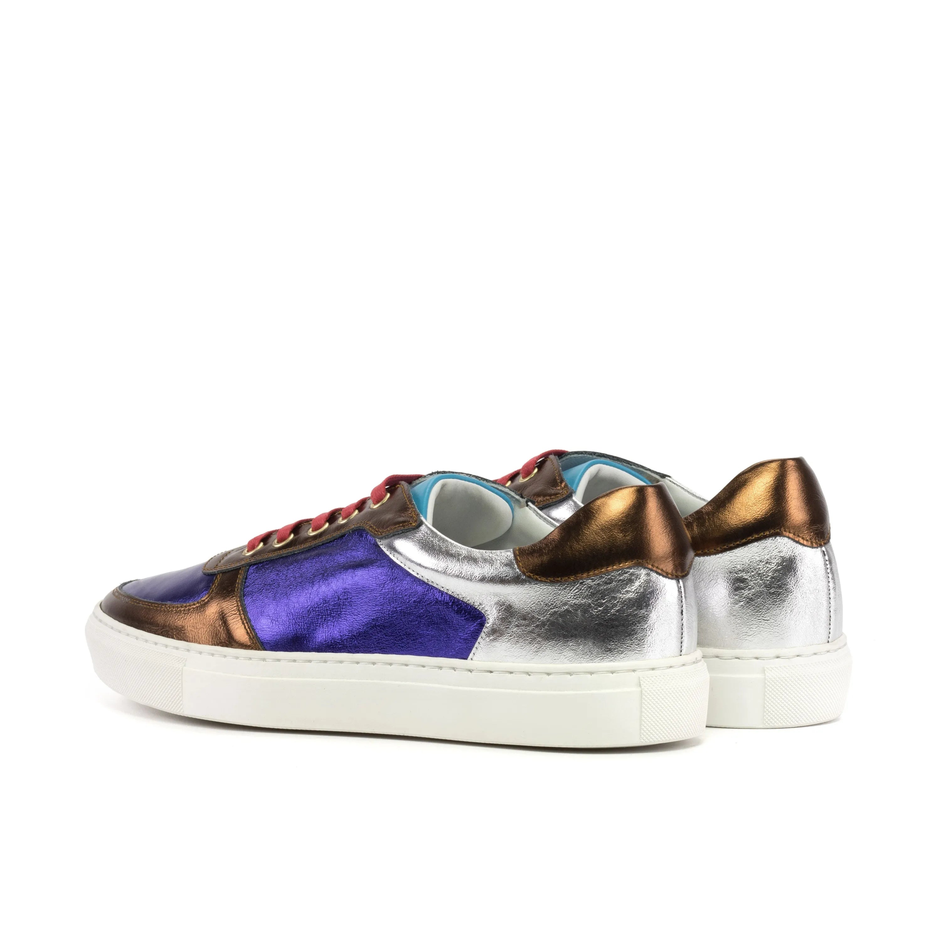 Carbon Low Top Sneaker II in colorful metallic Italian leather