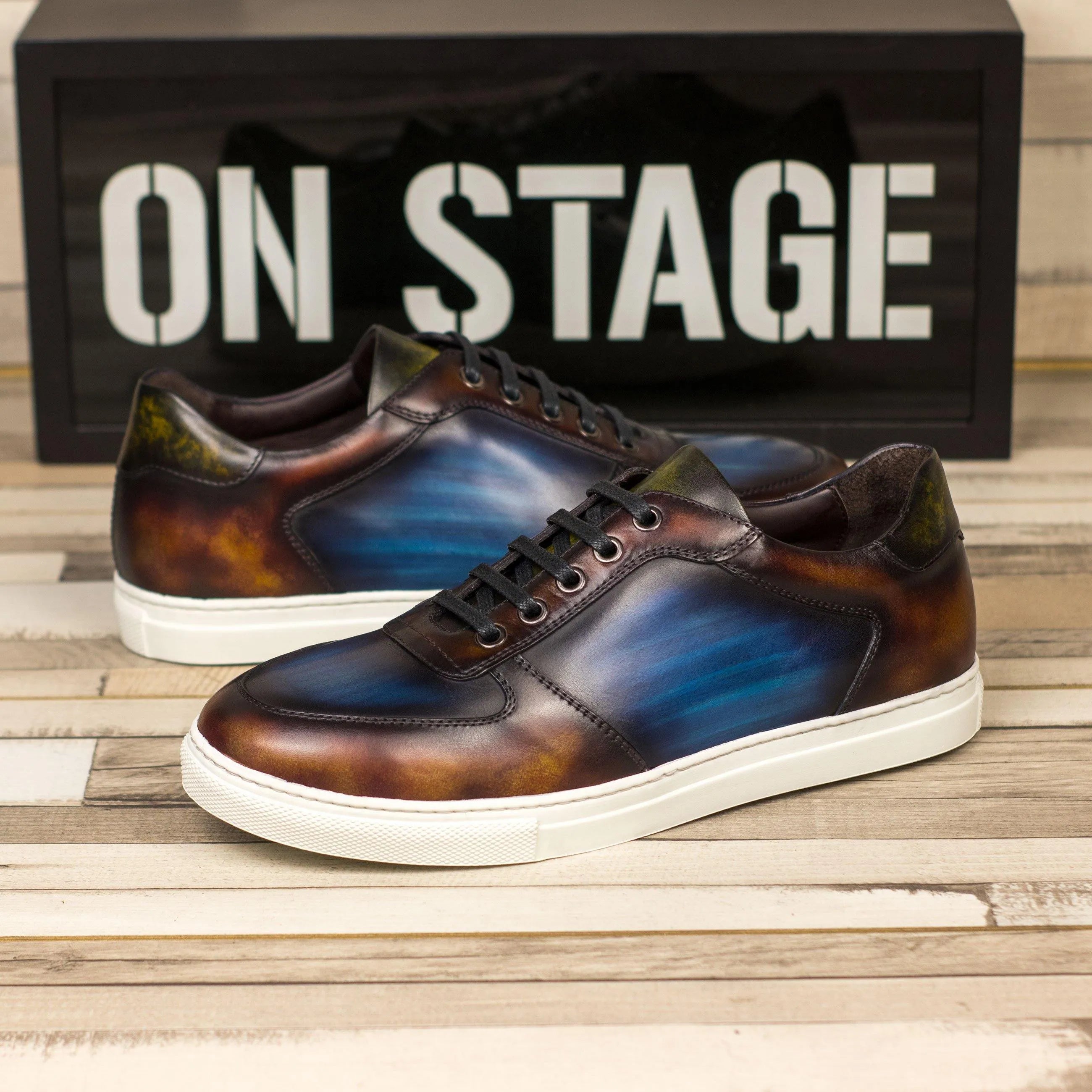 Deen patina low top sneaker II in leather with blue and brown patina