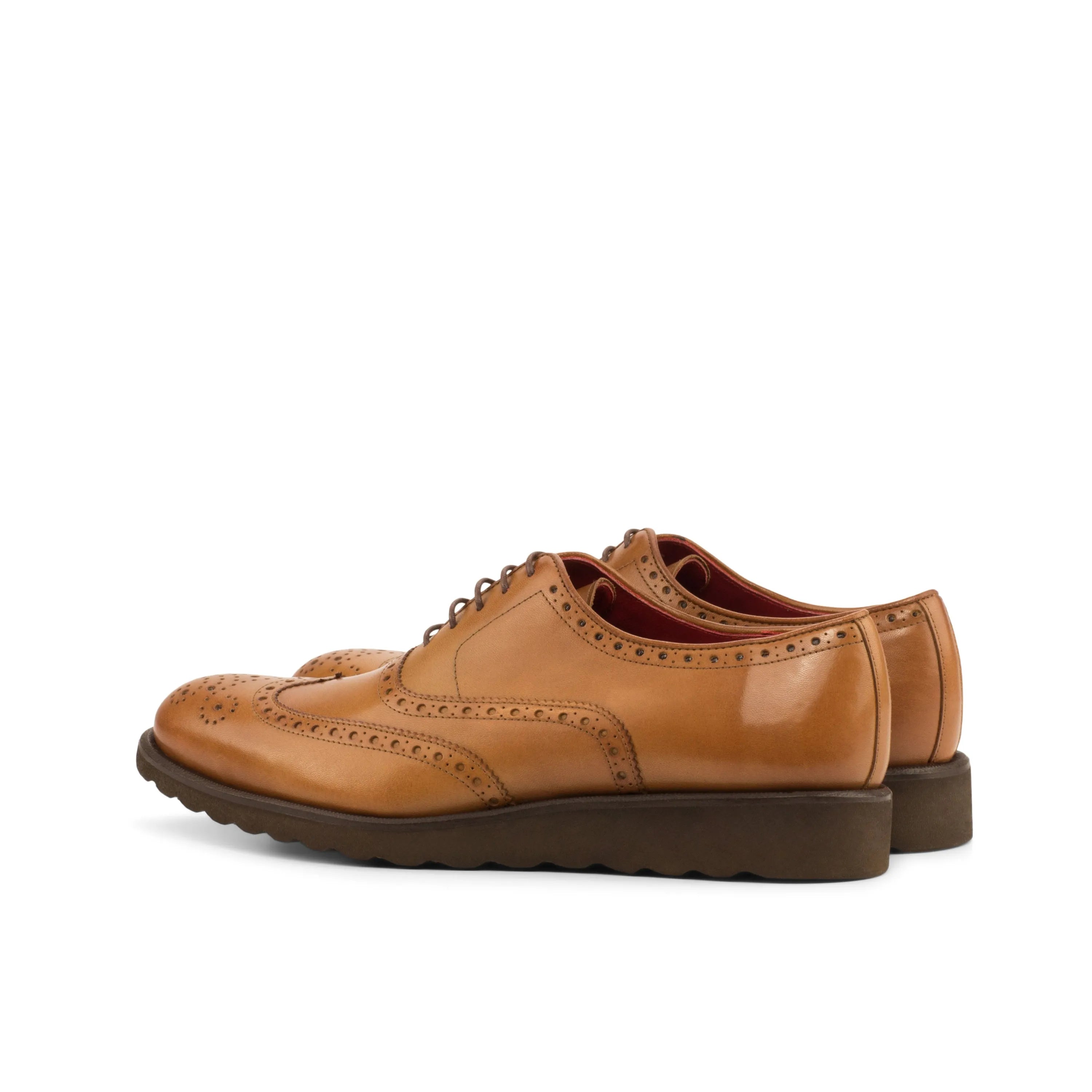 Tan leather FB02 full brogue shoes with hand-painted patina