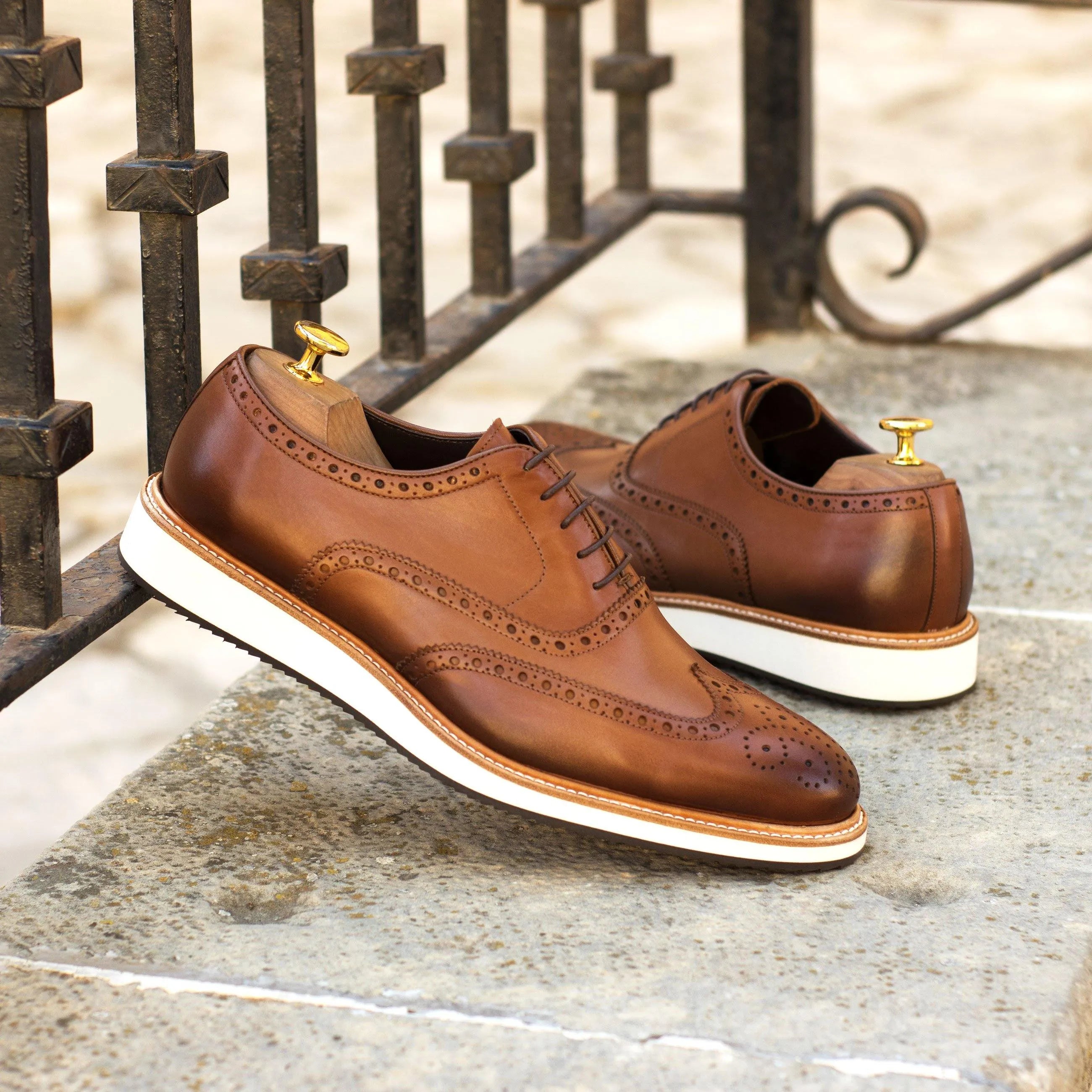 Brown leather GH09 full brogue shoes for men, luxury dress shoes