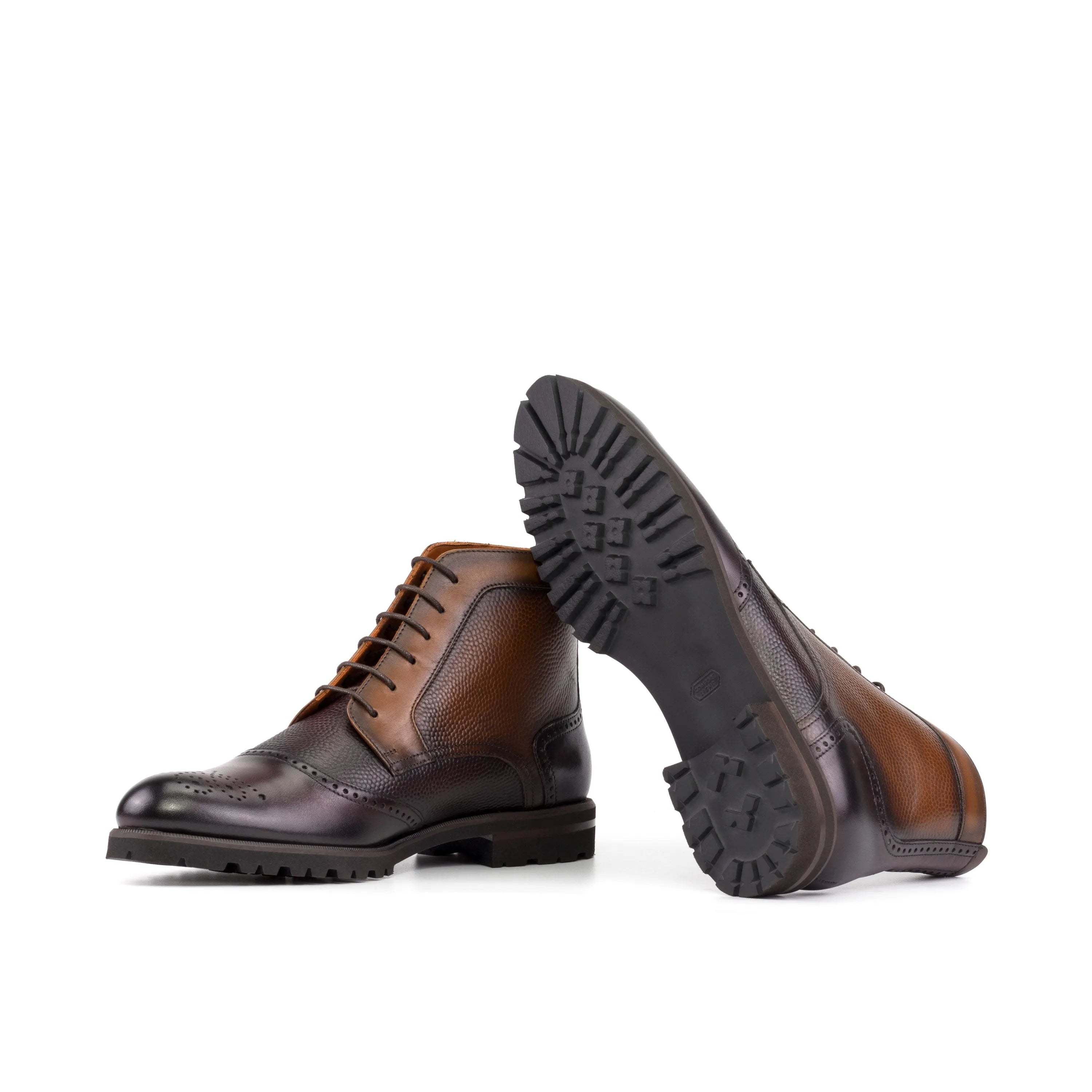 Luna ladies military brogue boots in brown leather lace-up design