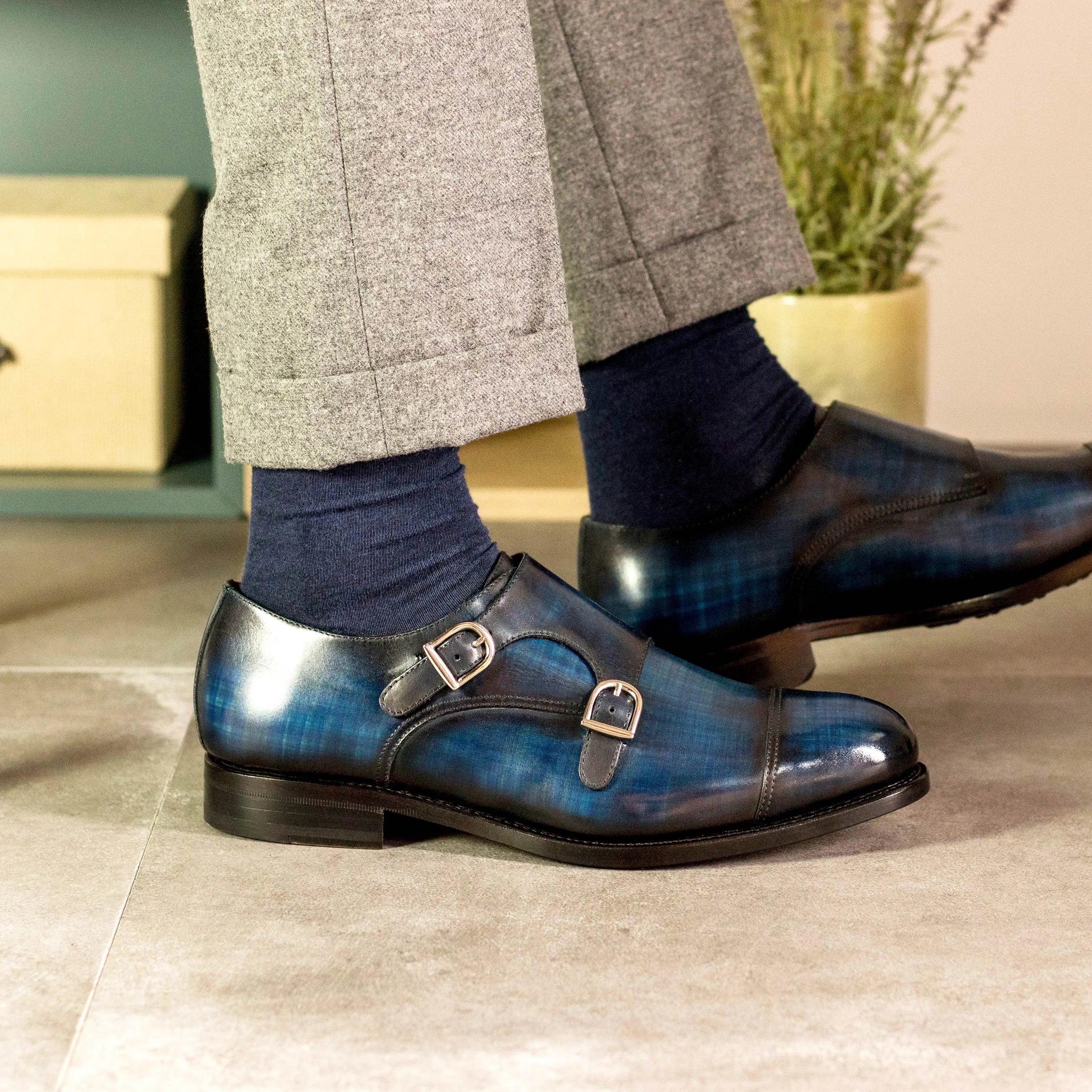 Manni Patina Double monk strap shoes in blue leather