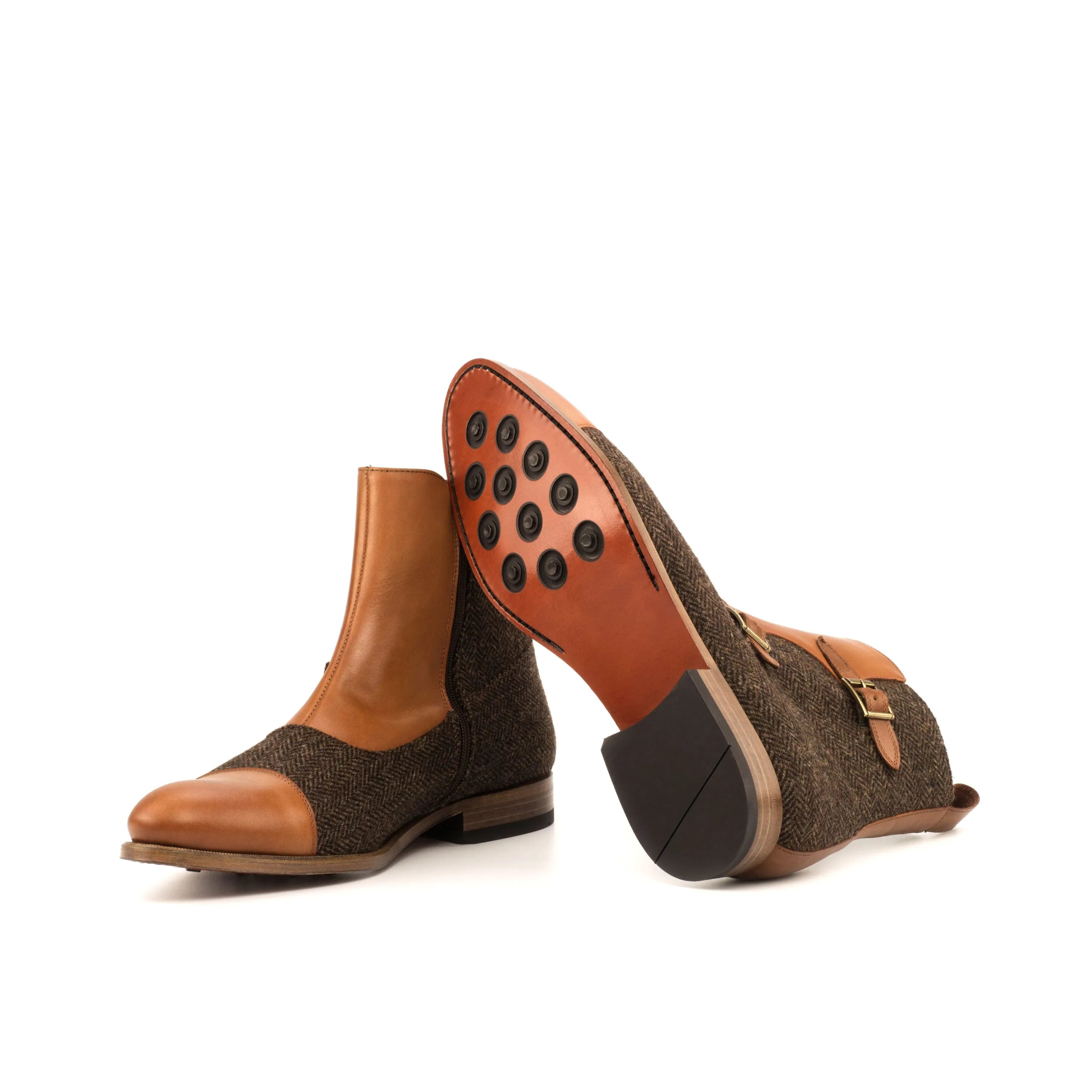 Otra06 Octavian boots in two-tone leather and tweed design