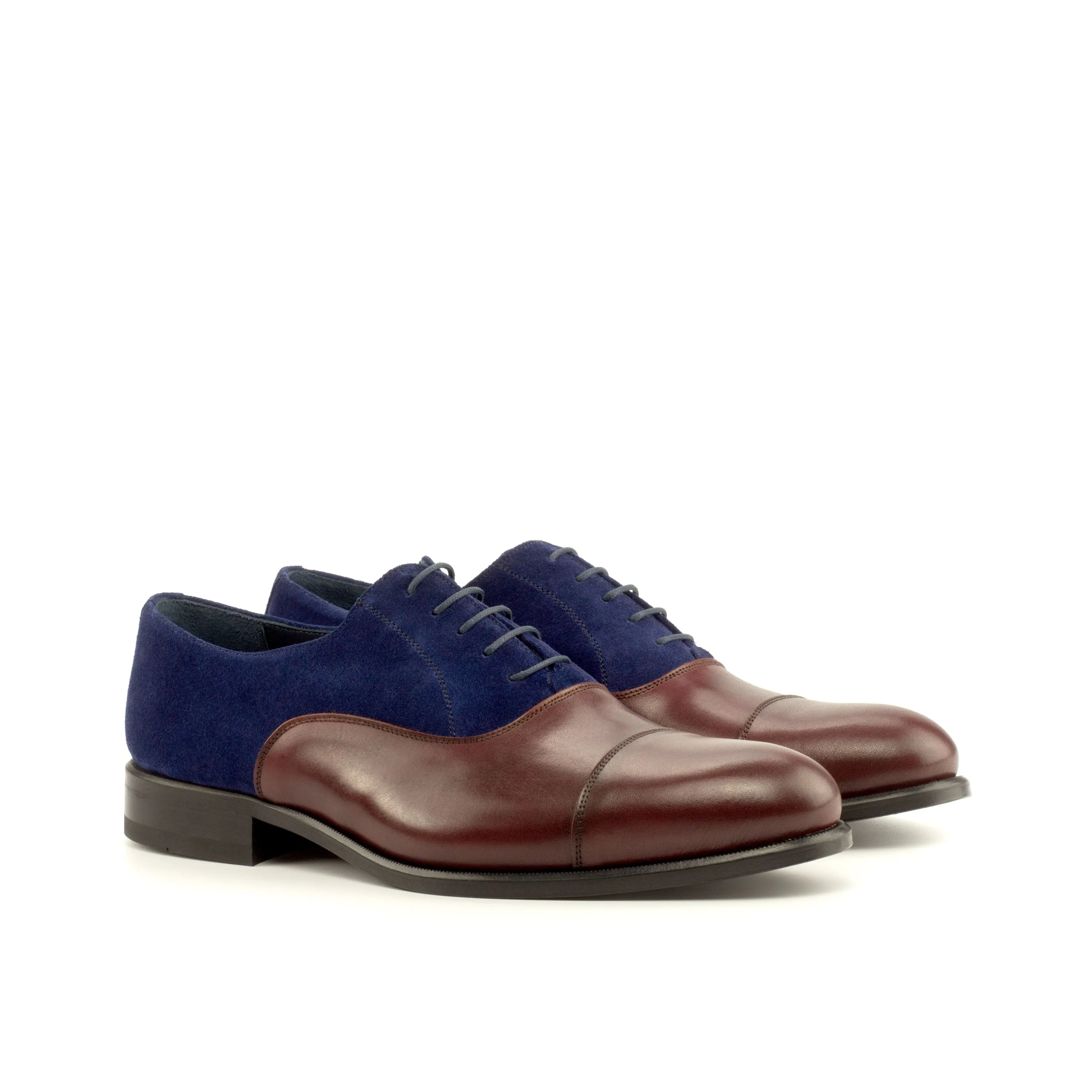 WR11 Oxford Shoes: elegant two-toned leather dress shoes