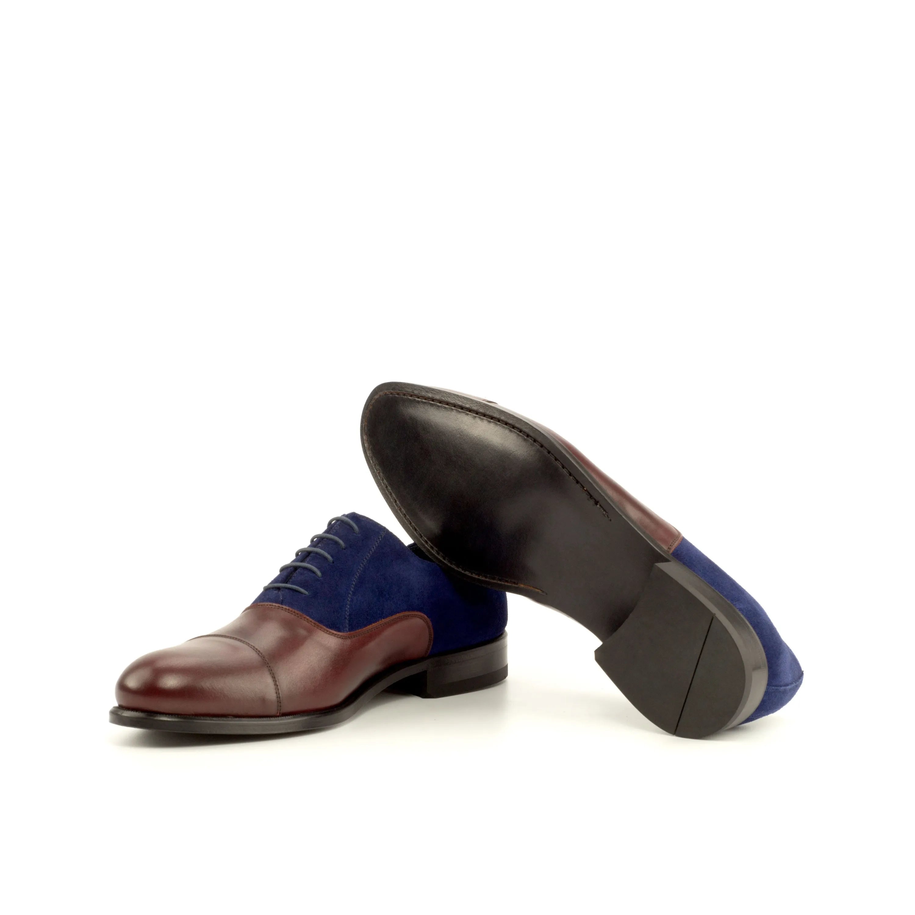 WR11 Oxford shoes with two-toned leather dress design